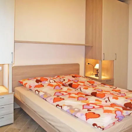 Daire Casa Margherita-2 By Interhome Gravedona